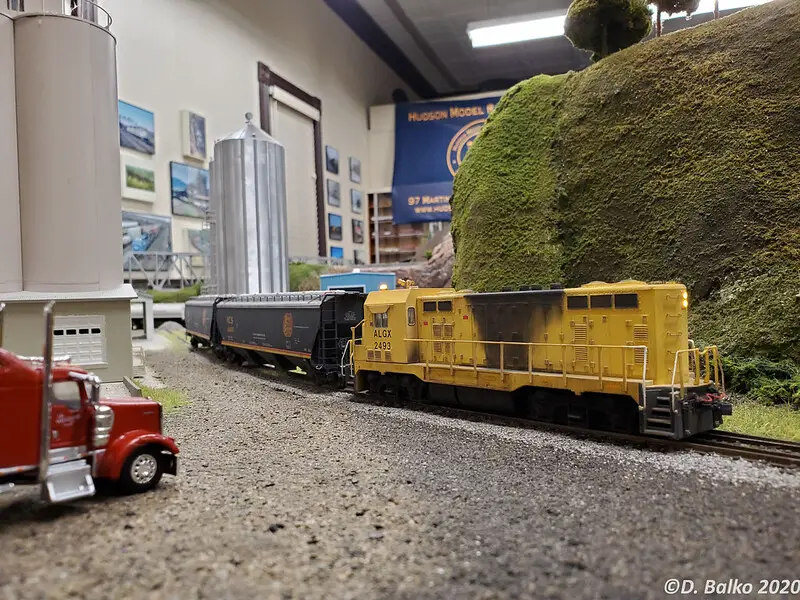 ho scale cost